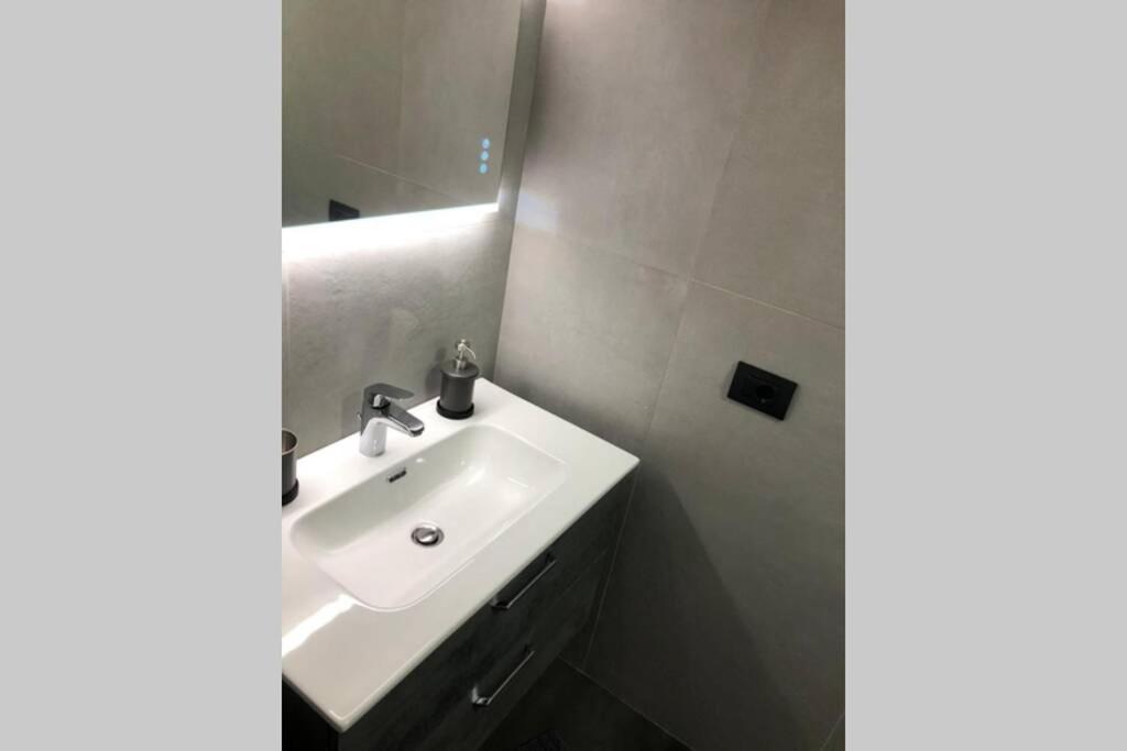 מילאנו Marghera District Apartment מראה חיצוני תמונה